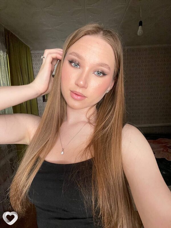 Вика, 22, Москве — анкета №2530308