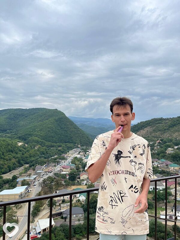 Вадим, 20, Подольске — анкета №2530347