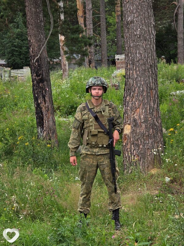 Дмитрий, 23, Екатеринбурге — анкета №2530550