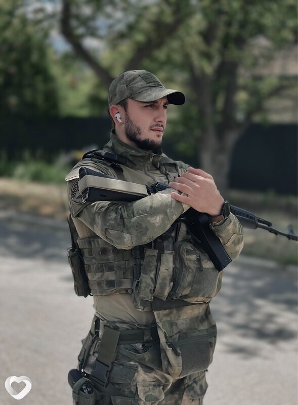 Азамат, 30, Черкесске — анкета №2531312