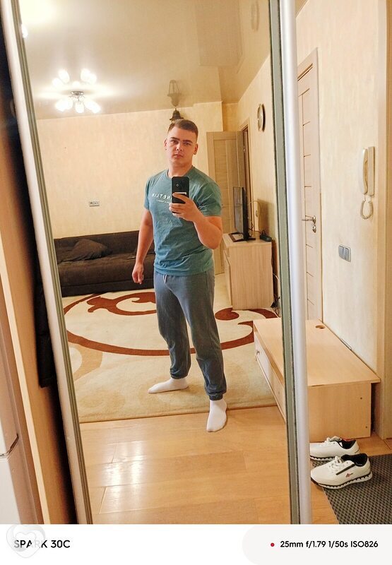 Кирилл, 22, Красноярске — анкета №2531418