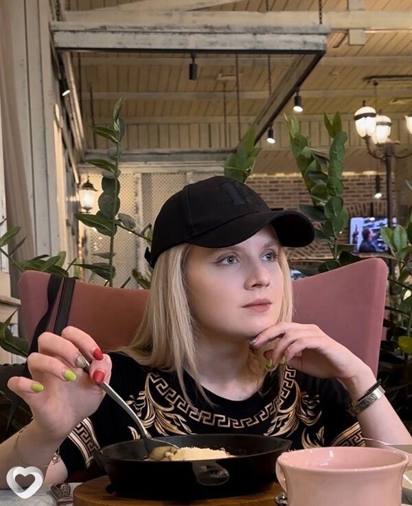 Анастасия, 25, Москве — анкета №2531387