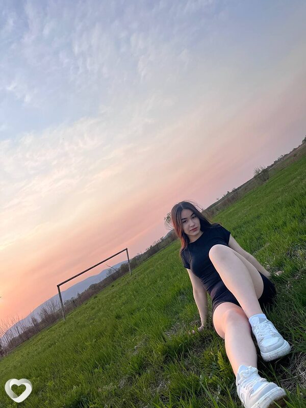 Альбина, 19, Владивостоке — анкета №2531492