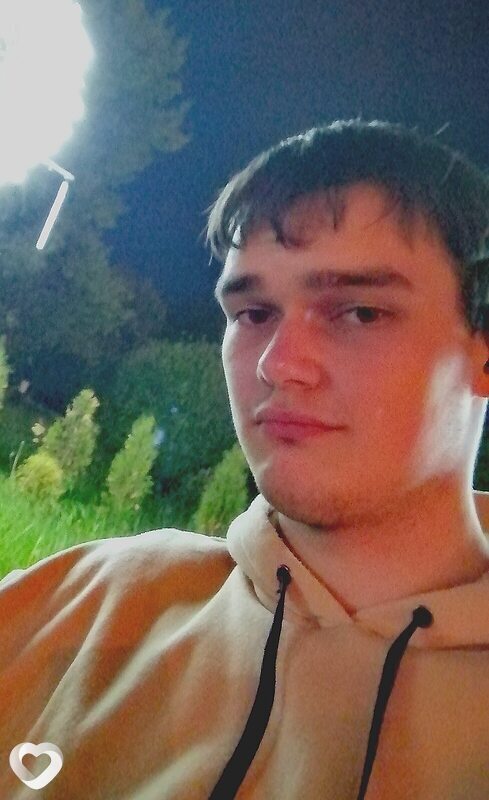 Дмитрий, 20, Минске — анкета №2531589