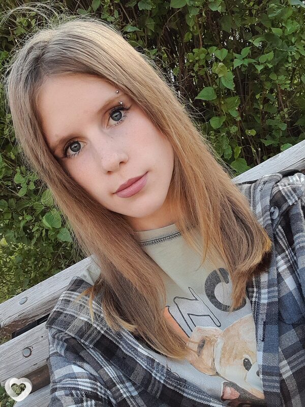 Александра, 19, Магнитогорске — анкета №2532274