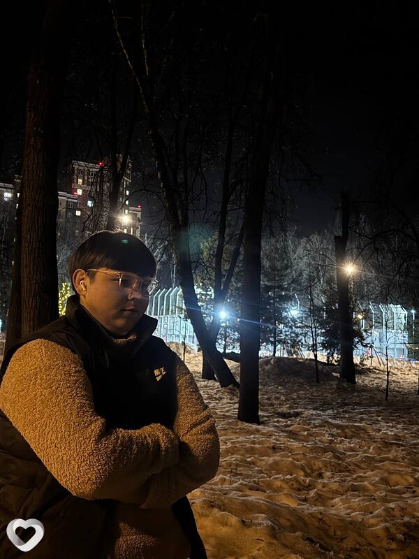 Влад, 21, Москве — анкета №2531542