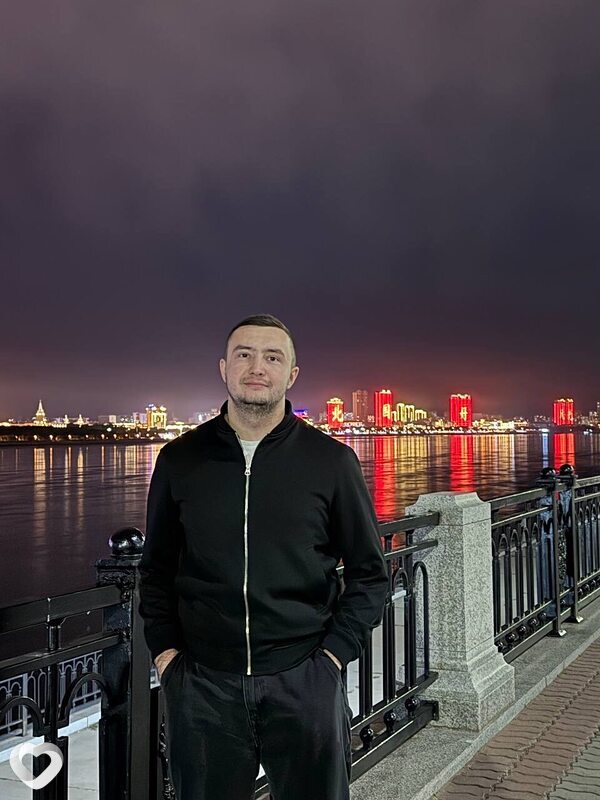 Паша, 27, Москве — анкета №2531497
