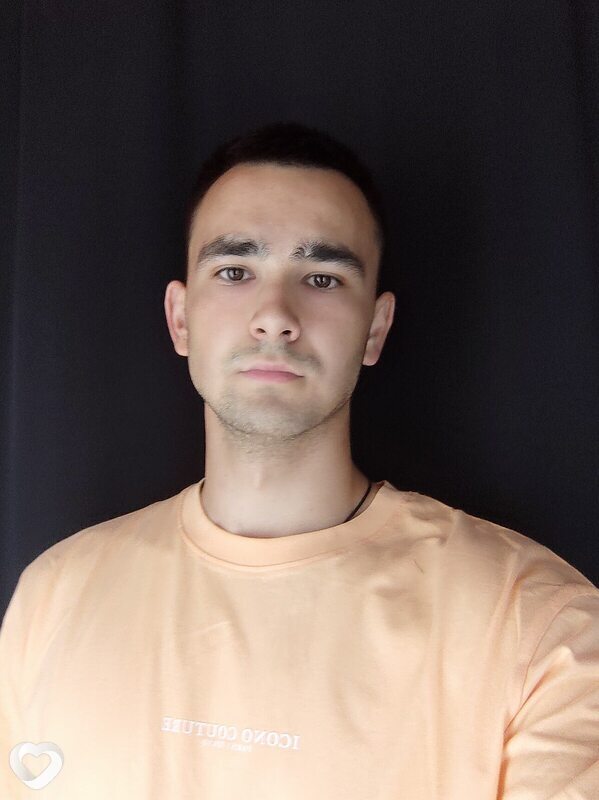 Женя, 21, Москве — анкета №2531760
