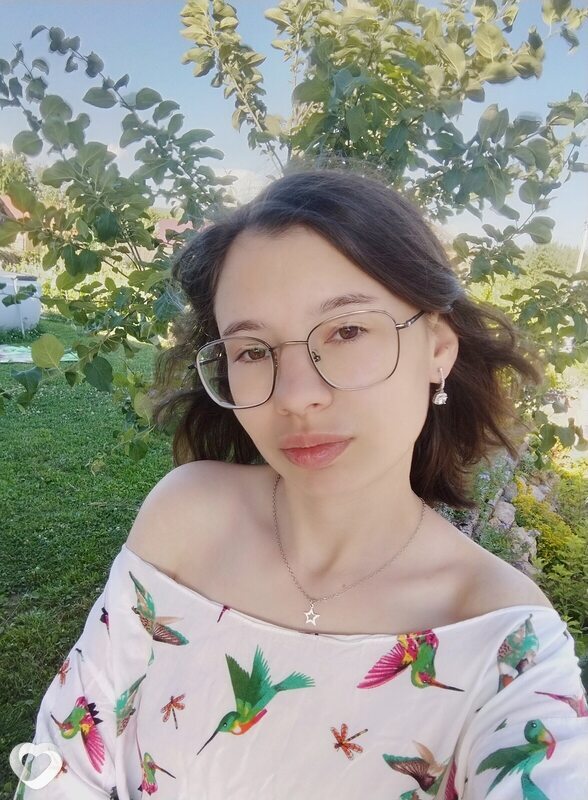 Алина, 20, Екатеринбурге — анкета №2531887