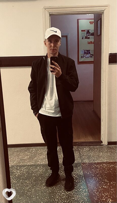 Кирилл, 22, Москве — анкета №2532590