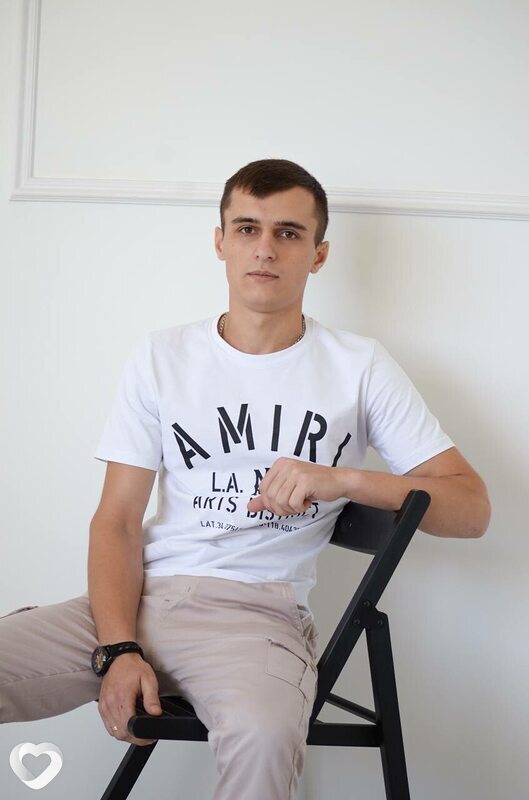 Денис, 26, Одессе — анкета №2533672