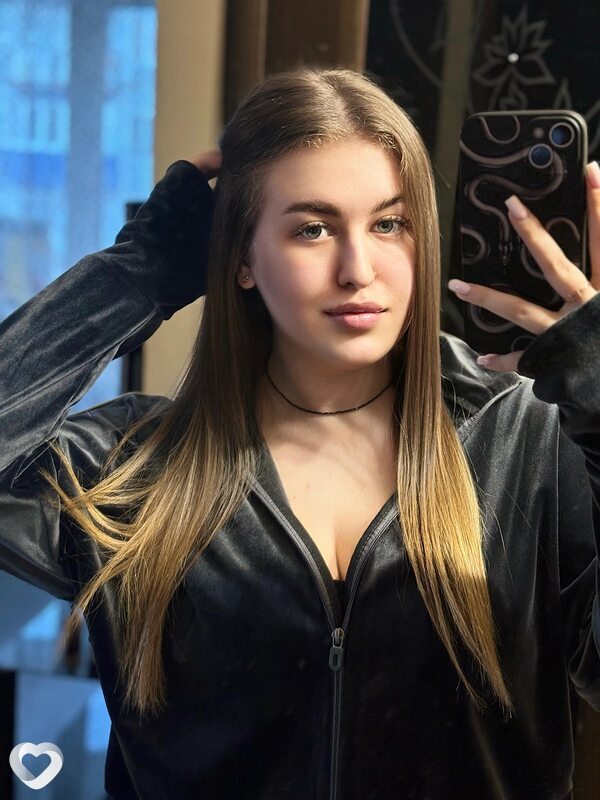 Анна, 21, Сызрани — анкета №2533717