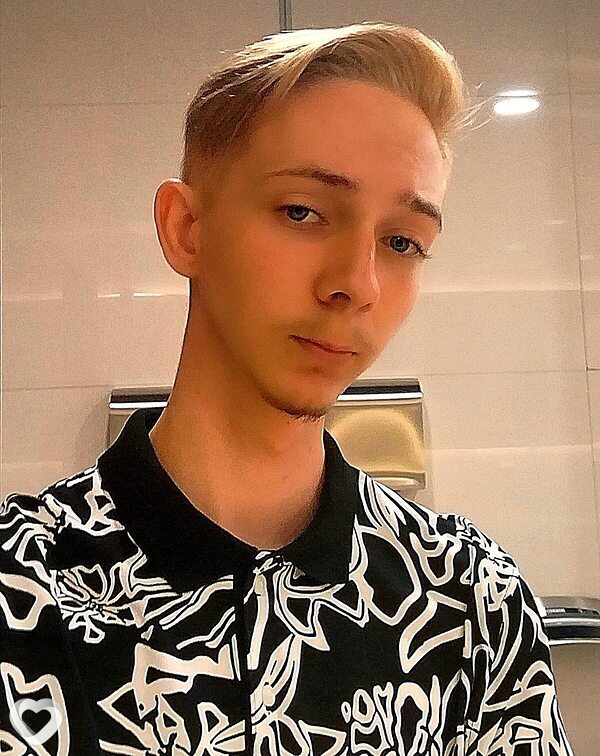 Данил, 21, Иркутске — анкета №2534224