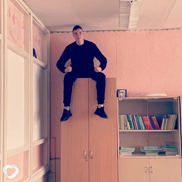 Евгений, 22, Уссурийске — анкета №2534362