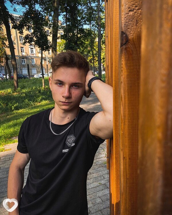 Денис, 25, Владивостоке — анкета №2534431