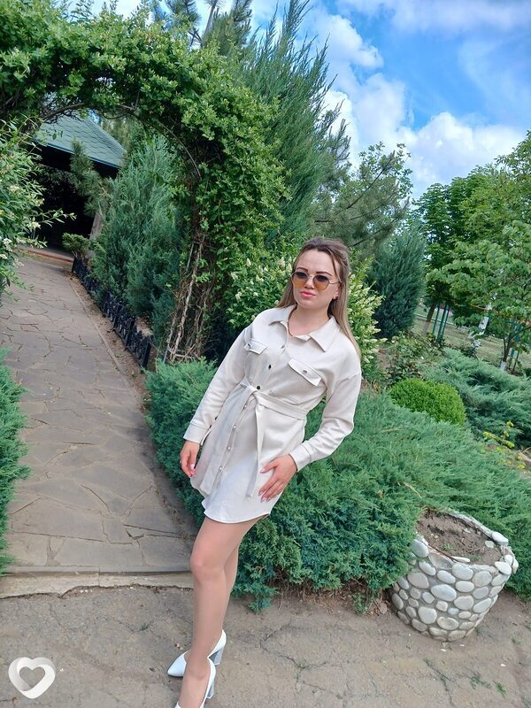 Диана, 25, Ростове-на-Дону — анкета №2535076
