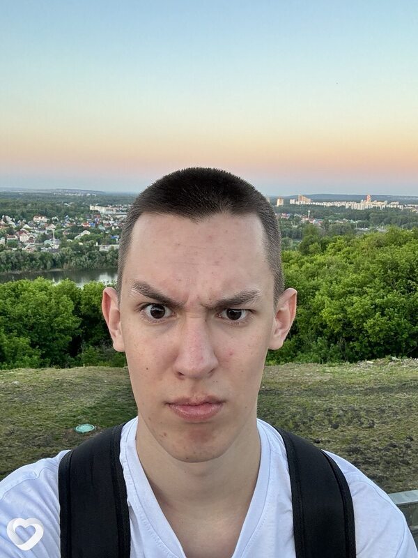 Даниил, 21, Екатеринбурге — анкета №2535365