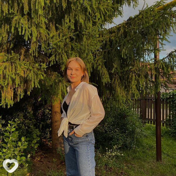 Полина, 20, Сочи — анкета №2536048