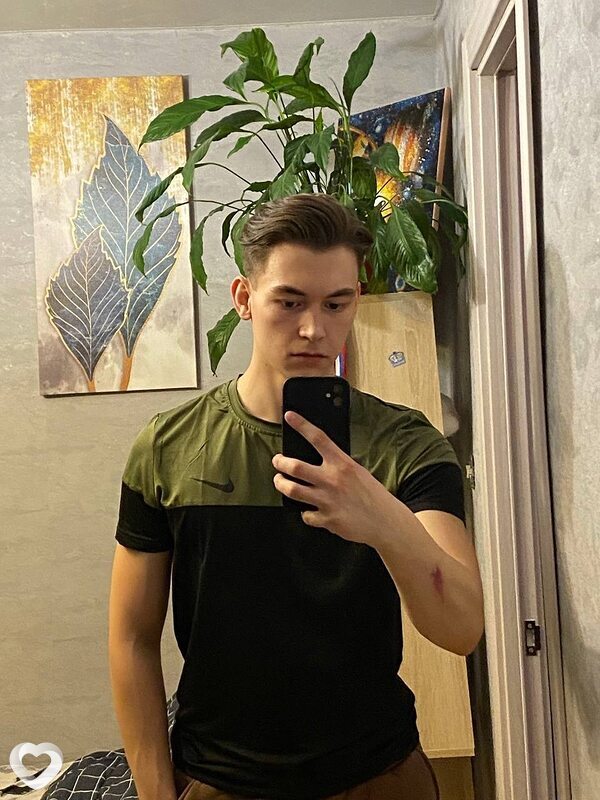 Даниил, 19, Перми — анкета №2536104