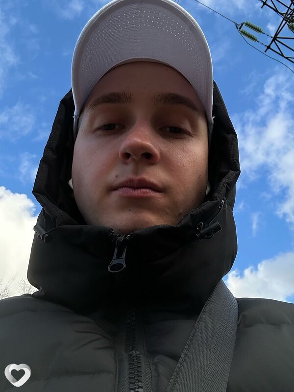 Антон, 24, Сызрани — анкета №2536273