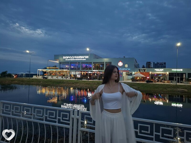 Лиза, 19, Анапе — анкета №2536374