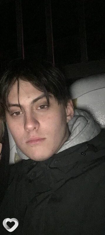 Артём, 20, Ленинске-Кузнецком — анкета №2536381