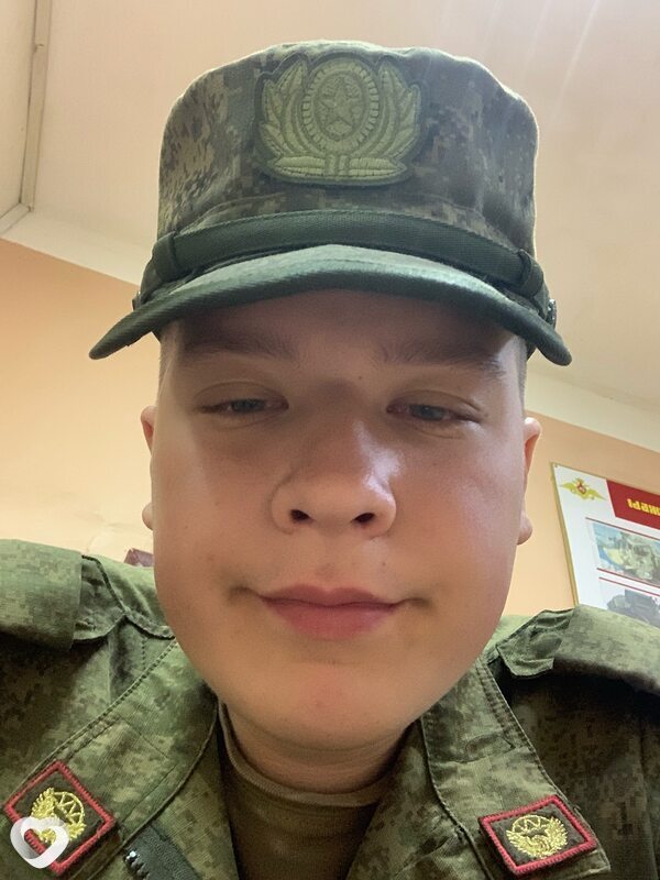 Максим, 21, Хабаровске — анкета №2536576