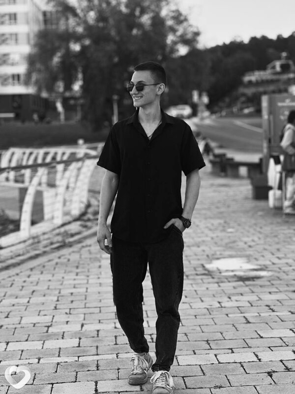 Кирилл, 22, Набережных Челнах — анкета №2537228