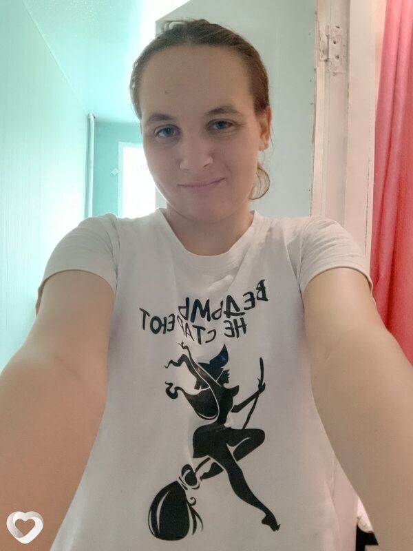 Елена, 21, Нижнем Тагиле — анкета №2537301