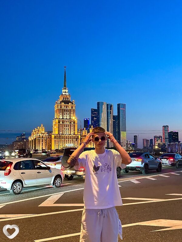Макар, 21, Москве — анкета №2538449