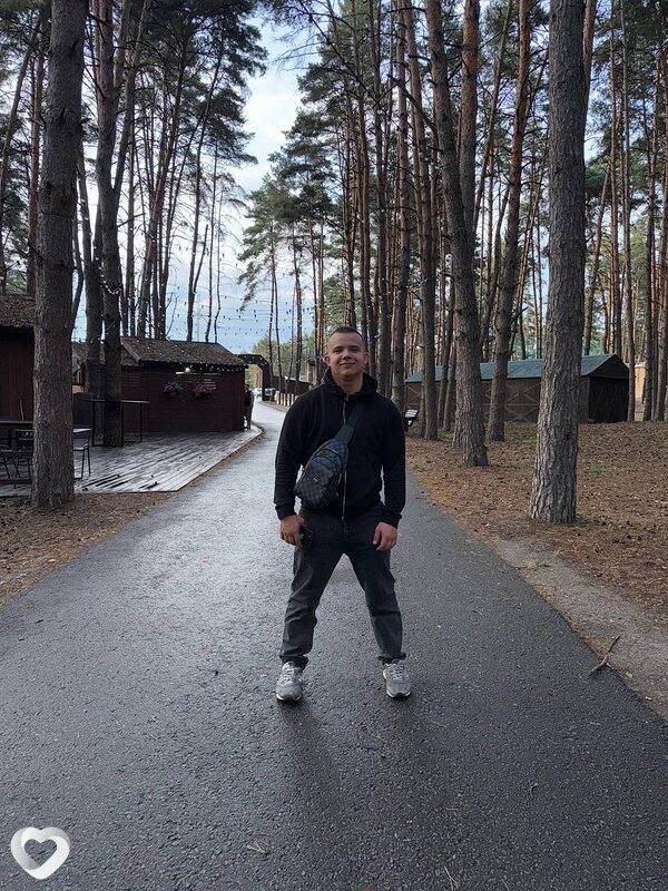 Миша, 22, Белгороде — анкета №2538007