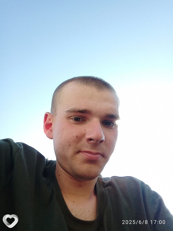 Илья, 22, Армавире — анкета №2538491