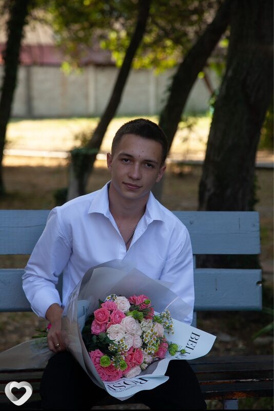 Ярослав, 20, Адлер — анкета №2538493