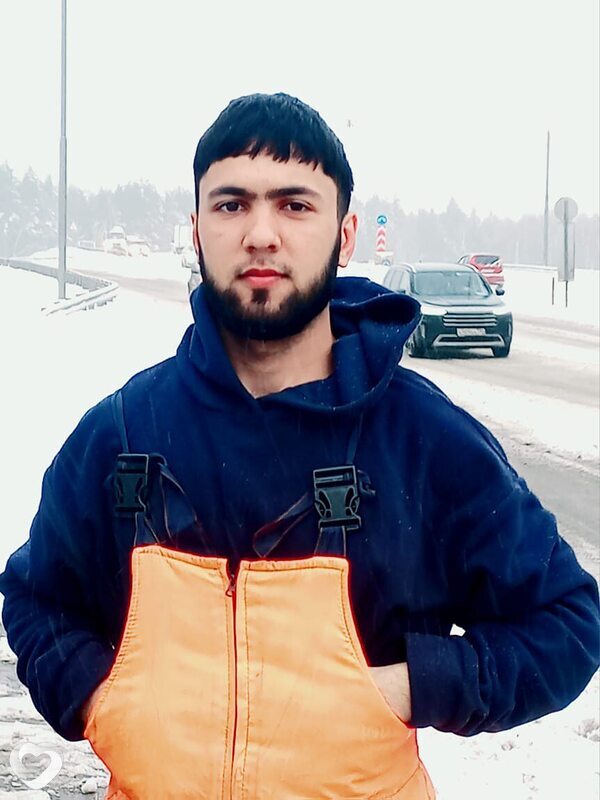 Шукруллох, 20, Чехове — анкета №2538741