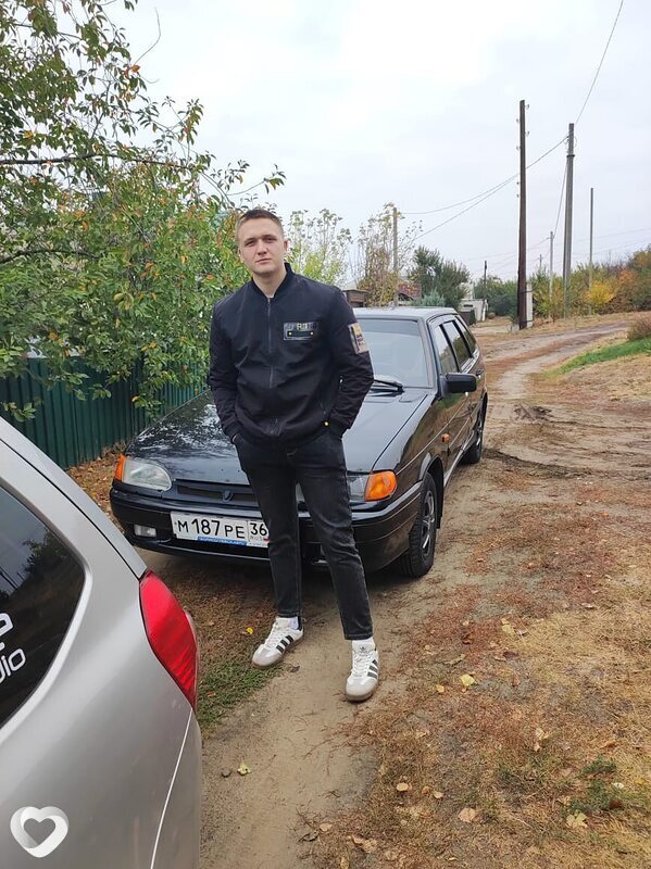Антон, 23, Волжском — анкета №2538603