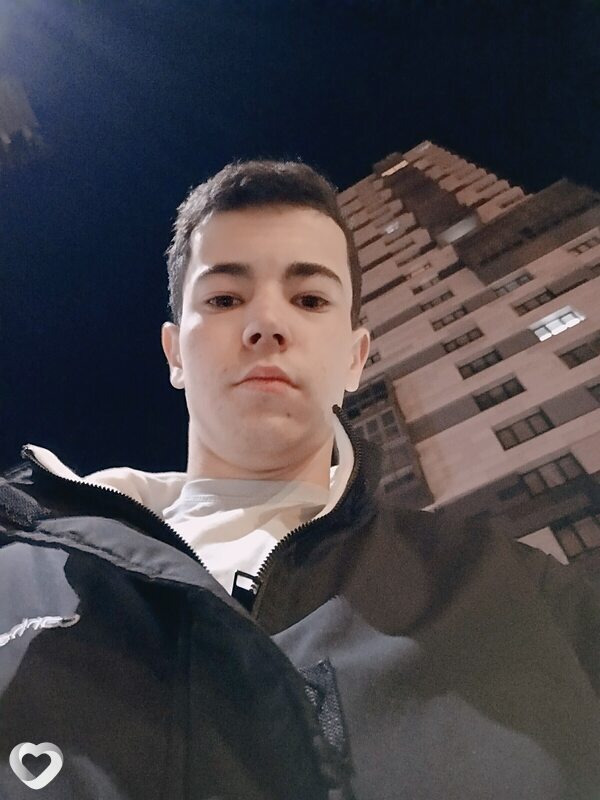 Алишер, 25, Москве — анкета №2539316