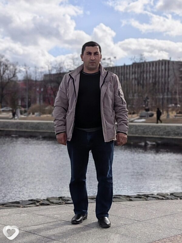 Вардан, 35, Сосновом Боре — анкета №2539775