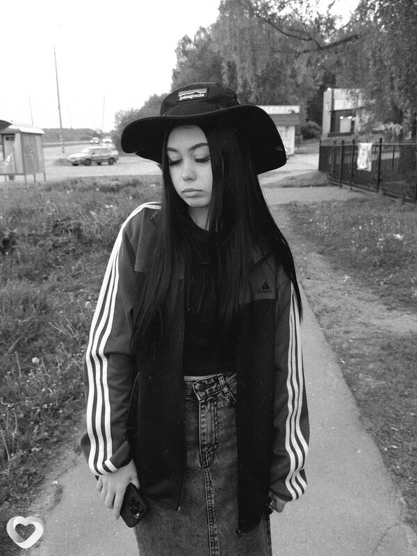 Снежана, 20, Смоленске — анкета №2539511