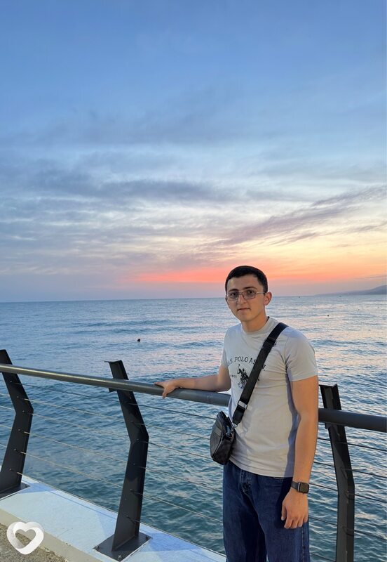 Иса, 21, Сочи — анкета №2539642