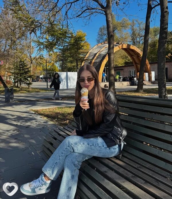 Арина, 19, Москве — анкета №2539995