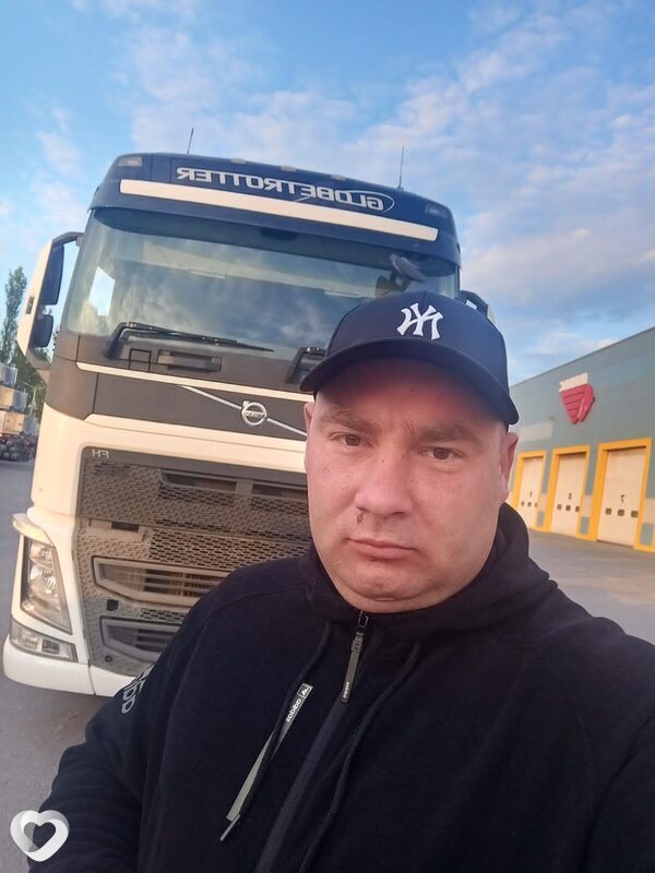Димтрий, 35, Старом Осколе — анкета №2540190