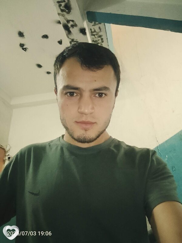 Миша, 26, Екатеринбурге — анкета №2540192