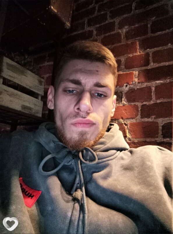 Денис, 23, Сочи — анкета №2540314