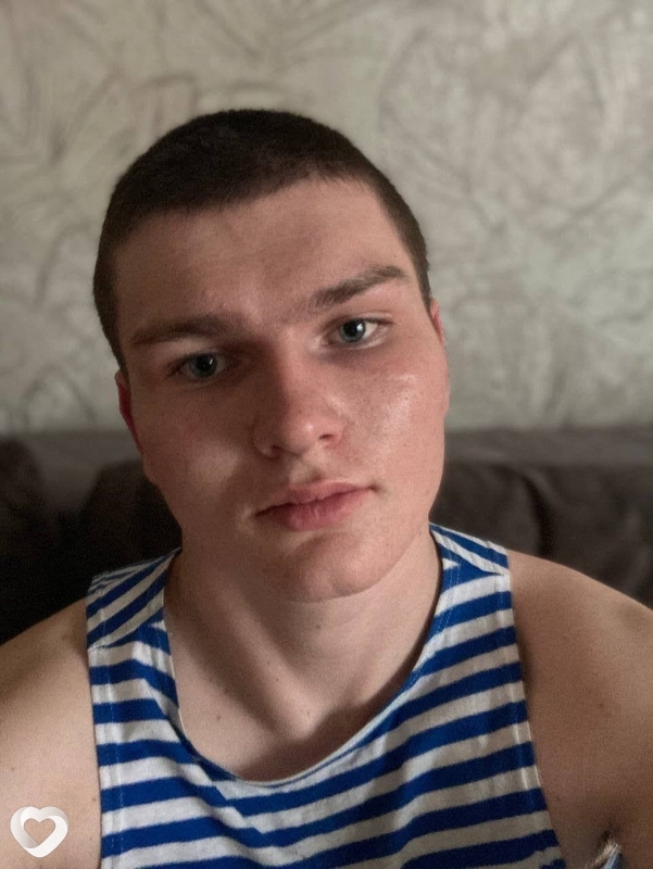 Владислав, 21, Москве — анкета №2540882