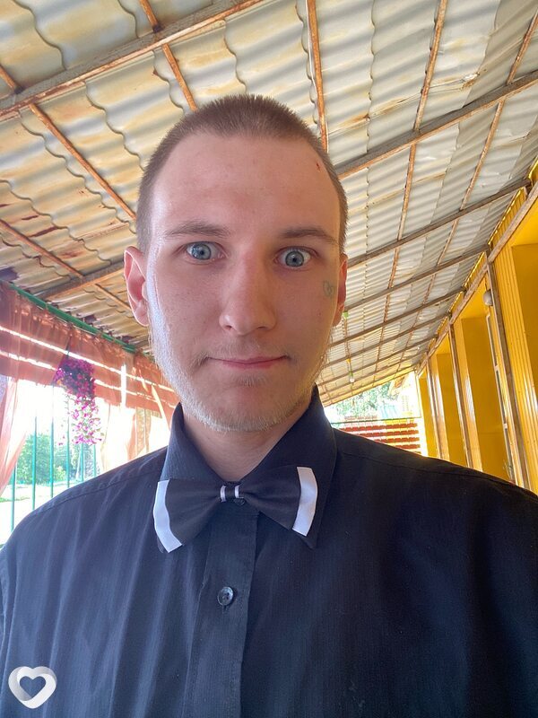 Александр, 22, Донецке — анкета №2542106