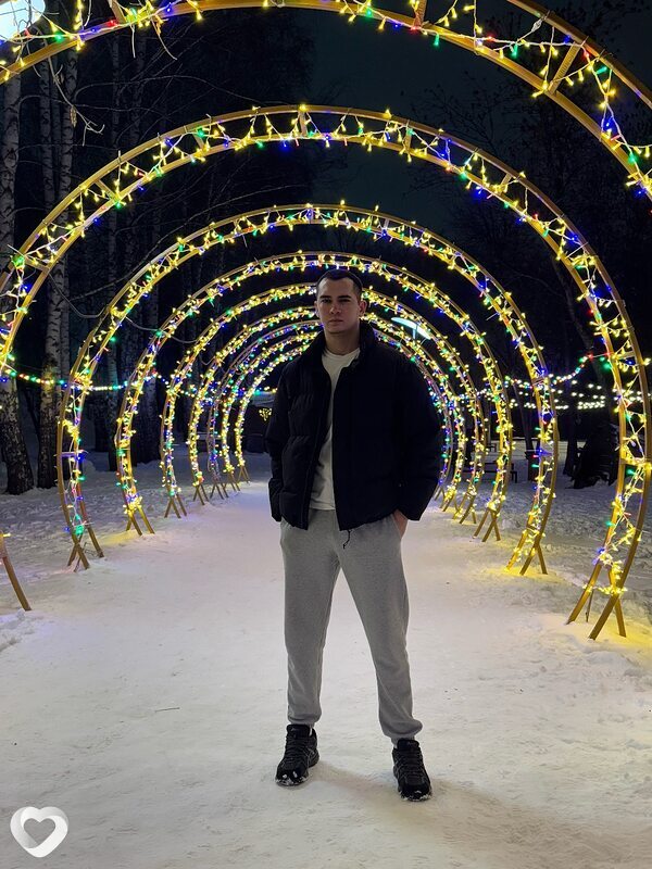 Эмиль, 22, Москве — анкета №2542113