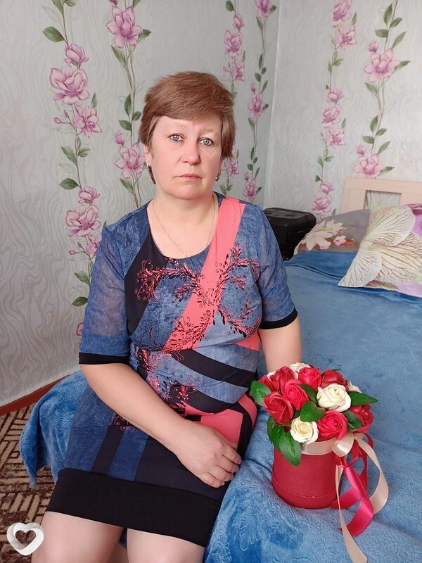 Лена, 53, Бийске — анкета №2541890