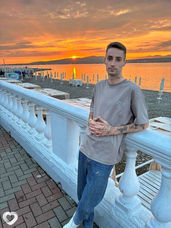 Тëма, 26, Геленджике — анкета №2542769