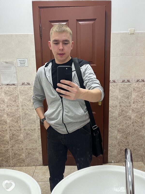 Макс, 23, Москве — анкета №2542897