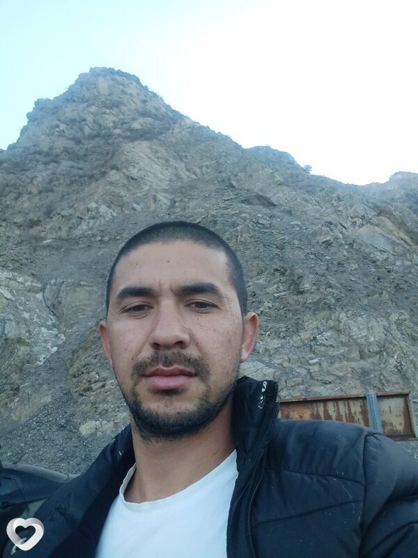 Рустам, 32, Новосибирске — анкета №2542700
